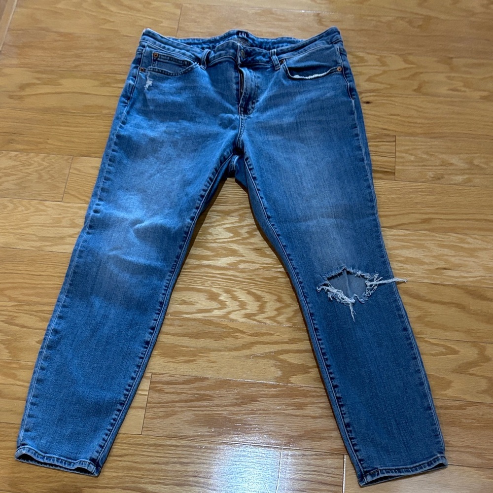 GAP Blue Cropped Distressed Jeans